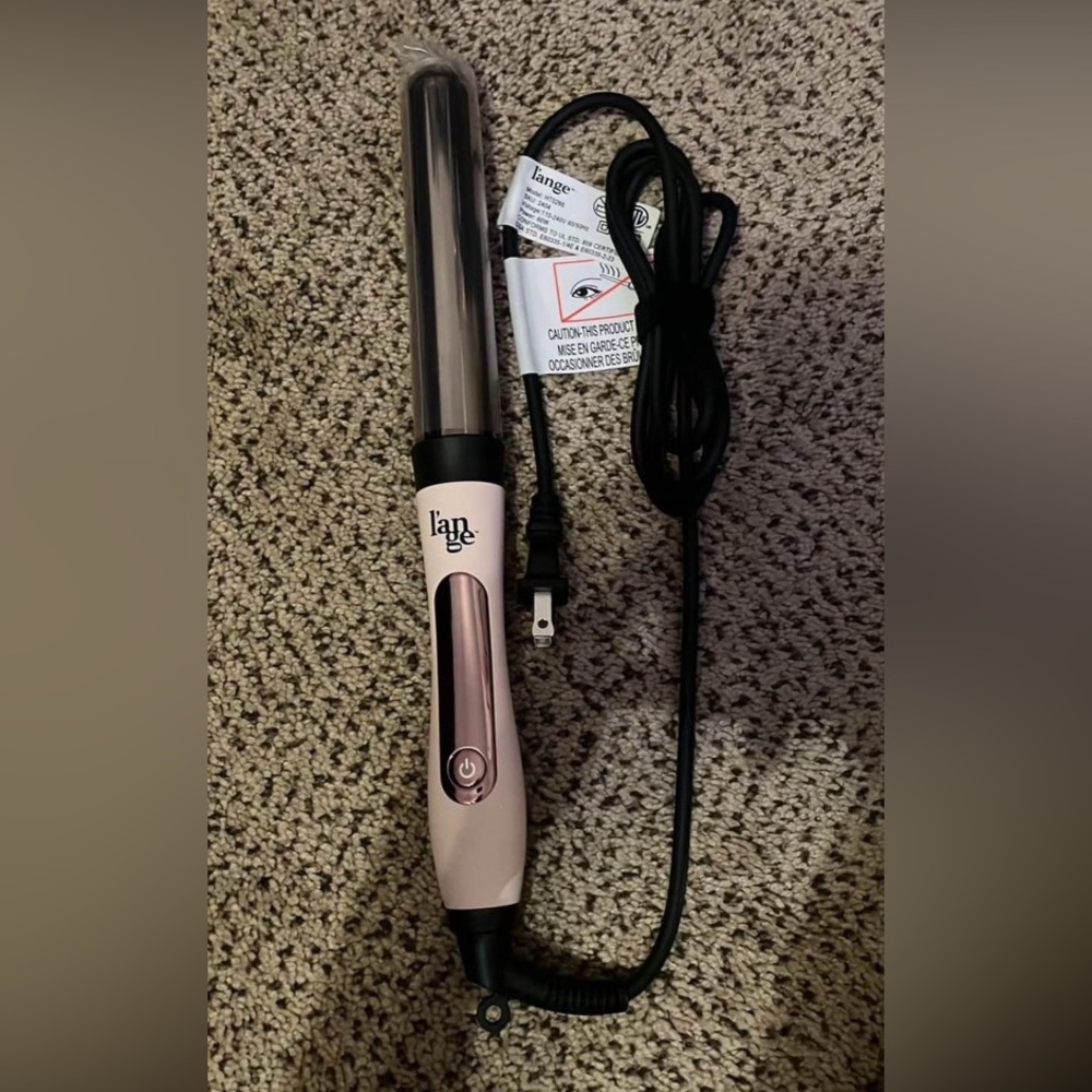 Lange NWOT pink wand